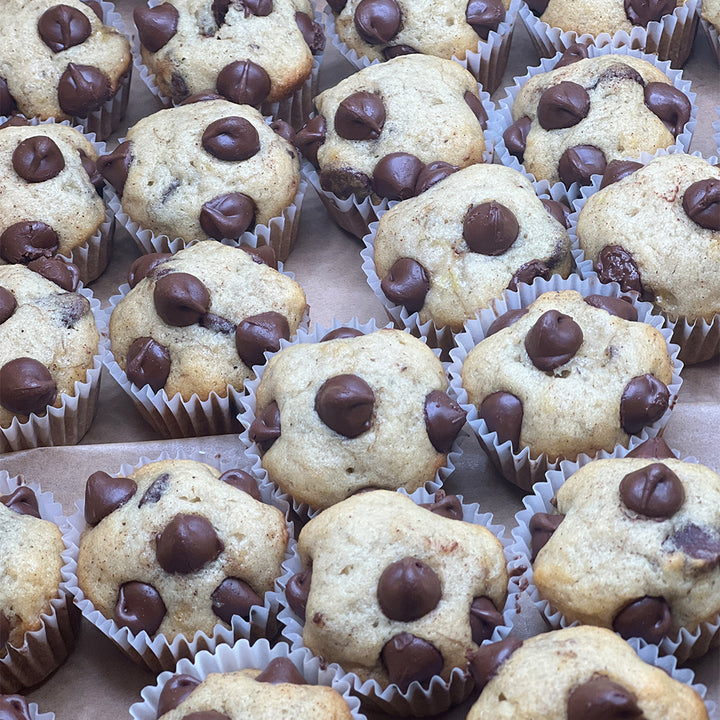 Mini Chocolate Chip Banana Bread Cups