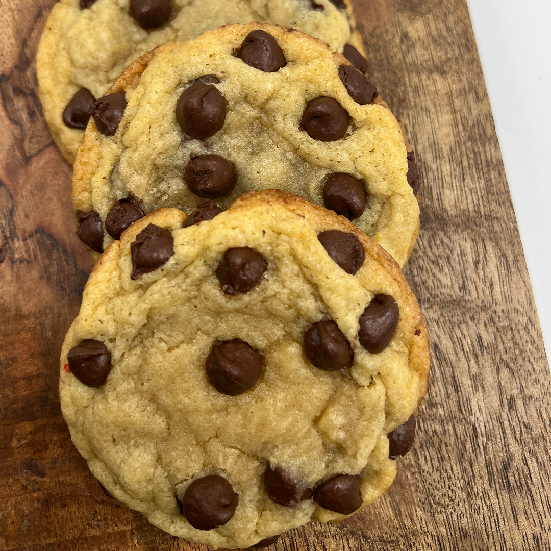 "Ultimate Chocolate Chip Cookie Box - 18 Gourmet Cookies"